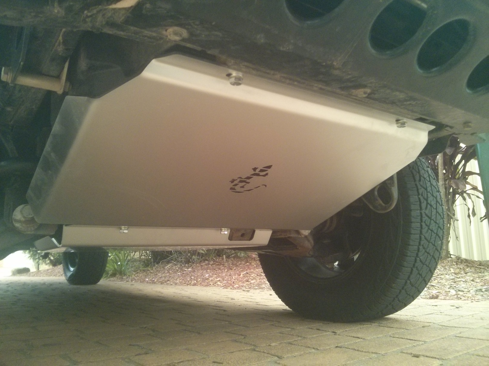 BushSkinz 4x4 Ford Everest Front, Sump & Transmission Guard Package